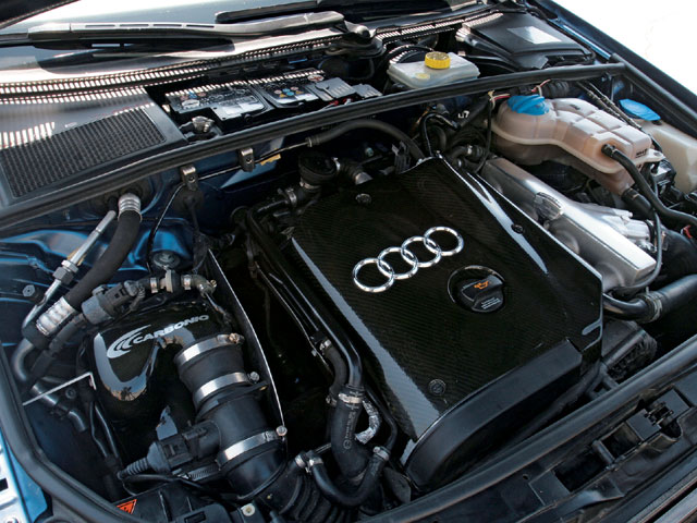 Audi A4 двигатель фото