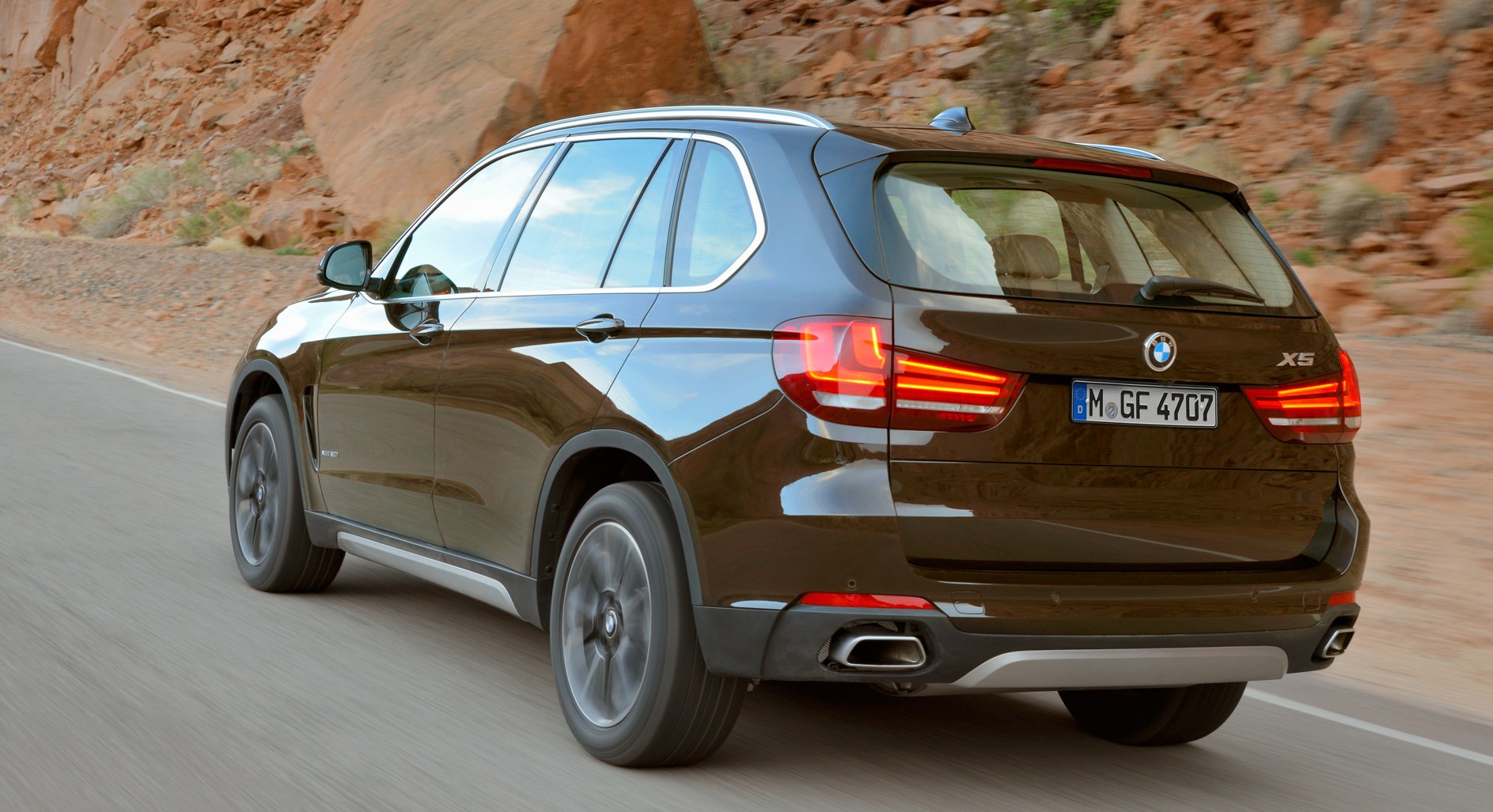 Обзор одного из самых популярных автомобилей bmw x5 и его моделей Обзор одного из самых популярных автомобилей bmw x5 и его моделей